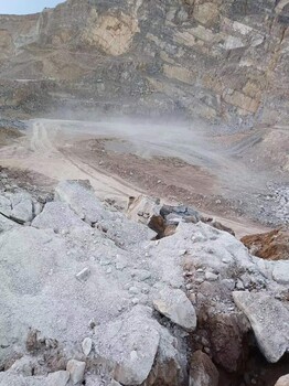 廣東湛江中德鼎立氣體爆破礦山機(jī)械設(shè)備廠家