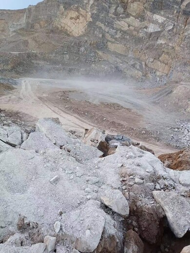 喀什隧道掘进空气爆破新型矿山设备联系人