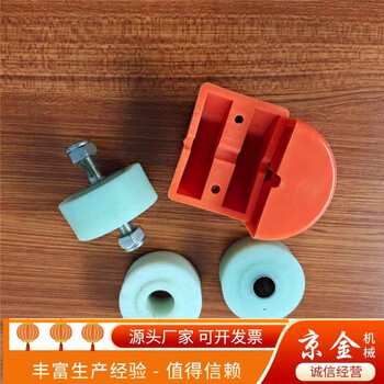 自動刮糞機(jī)
