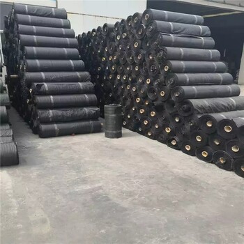 南丹縣蓋草布廠家電話，黑色除草地布多少錢一平，防草布怎么樣