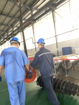 陜西寶雞兩相臥螺離心機(jī)維修包七臺(tái)維修