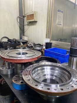 云南普洱油脂處理臥螺離心機維修多種維修項目華德