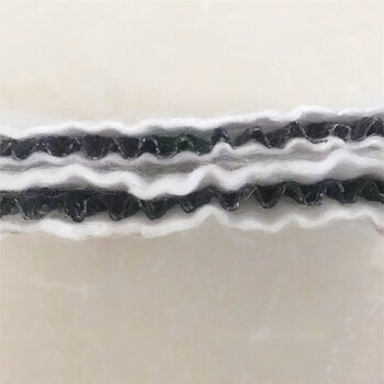 擋土墻復(fù)合波形排水墊w1601麥克排水墊m復(fù)合波形排水片材