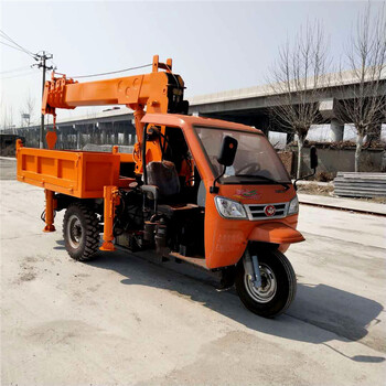 5噸三輪移動(dòng)車(chē)載吊機園林綠化移樹(shù)吊祥運虎三馬子隨車(chē)吊