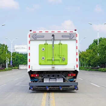 東風(fēng)國(guó)六多功能吸塵車多功能吸塵車深度保潔車