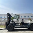 30噸叉車出廠價(jià)格華南重工30噸集裝箱叉車