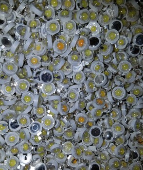 回收7020燈珠LED燈珠散裝廢料背光燈珠金線燈珠LED封裝廢料