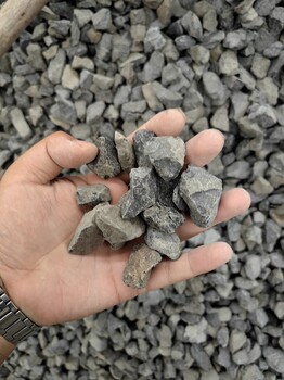 路面施工墊層碎石-玄武巖1-2公分石子-青黑色碎石10-20毫米