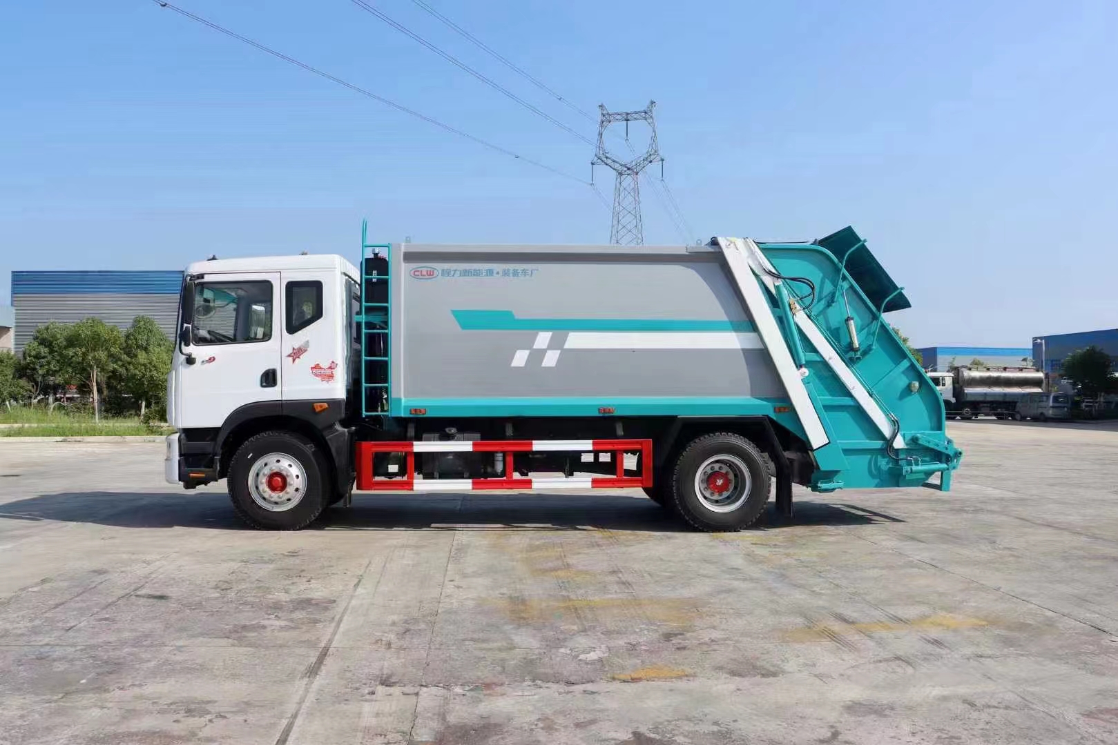 安徽自装卸式垃圾车价格
