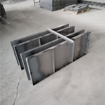 混凝土边沟钢模板，安装拆卸设计简单，支持定做加工