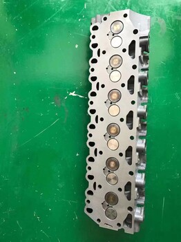 沃爾沃EC210B缸蓋20747867副廠山特松正曹培