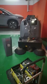 北京豐臺(tái)區(qū)洗地車，洗地機(jī)維修免費(fèi)故障檢測及維修報(bào)價(jià)