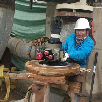 現(xiàn)場(chǎng)法蘭密封面修復(fù)機(jī)外卡式法蘭面加工機(jī)水紋線在線加工