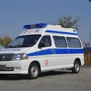 煙臺救護車提供長途轉運病人服務，醫護團隊全程護送