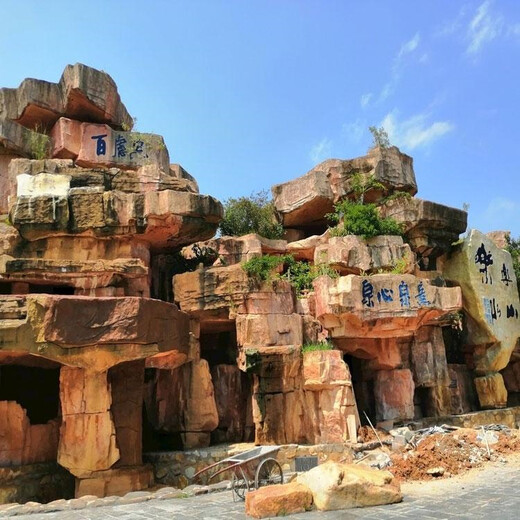 阿勒泰假山_阿勒泰水泥假山工程_阿勒泰庭院假山