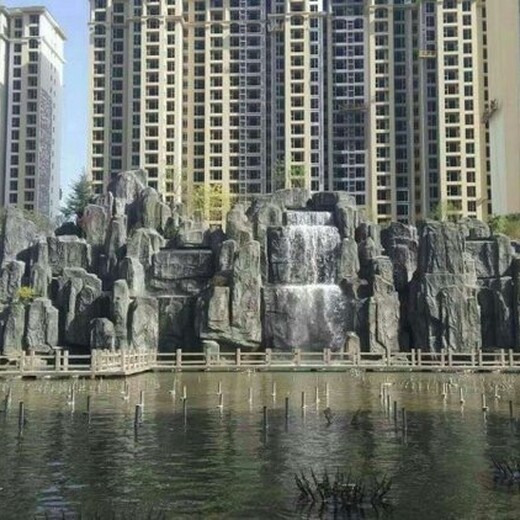 湛江赤坎區(qū)千層石假山制作湛江赤坎區(qū)人造工假山瀑布大中小假山