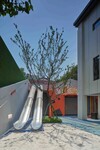室內(nèi)不銹鋼直滑梯戶外異形秋千不銹鋼旋轉(zhuǎn)滑梯不銹鋼全筒滑梯