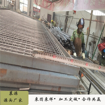 臨夏菱形孔圍欄網(wǎng)-皮帶機(jī)頭圍欄網(wǎng)