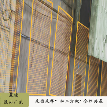 貴州菱形孔防護(hù)網(wǎng)-鋼絲網(wǎng)護(hù)欄