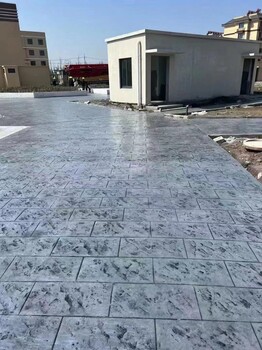 梧州壓模地坪本地施工隊壓花地坪盲道一體化施工價格