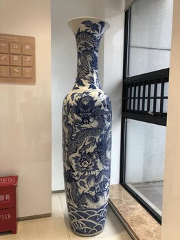 青花龍紋大花瓶西安仿古中國(guó)龍花瓶工藝品