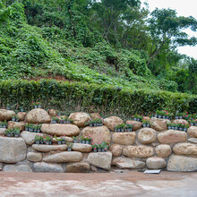 桐庐天然景观石杭州风景石天然黄石景墙用石