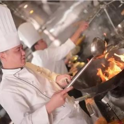 大量招厨师服务员出国劳务正规工签年入40万保险