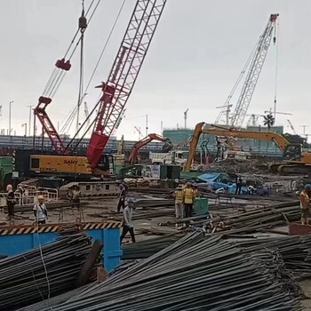 月薪四萬(wàn)招山東威海挖機(jī)裝載機(jī)塔吊司機(jī)出國(guó)工作包吃住合法工簽