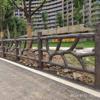 安順水泥仿木護欄河道公園欄桿景區(qū)泉州池塘河邊混凝土欄桿圍欄廠