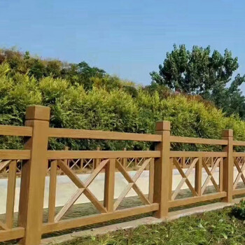 果洛景區(qū)仿木護(hù)欄農(nóng)村河道水泥仿樹藤圍欄景觀混凝土三橫桿木欄桿