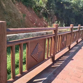 通遼水泥仿木護欄公園河邊池塘仿樹藤圍欄景區混凝土仿樹皮欄桿廠