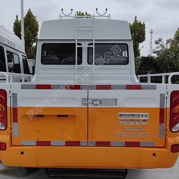 依維柯電力工程車工程搶修車搶險(xiǎn)車6-9人國六