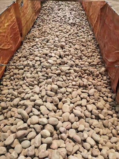 甘孜稻城县污水处理鹅卵石滤料生产厂家