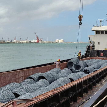 拉森钢板桩海运，运输钢板桩，H型钢船运