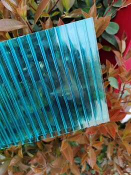济南济阳县阳光板电动车棚透明阳光板PC彩色阳光板生产厂家