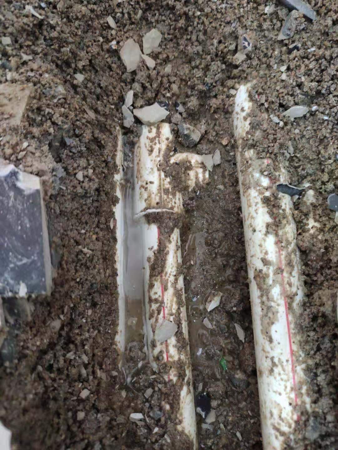 東莞測水管漏水測漏水維修，正規(guī)探查自來水管漏水補(bǔ)漏公司