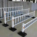 延安市政護(hù)欄機(jī)非車道隔離欄桿公路馬路防撞柵欄結(jié)實(shí)