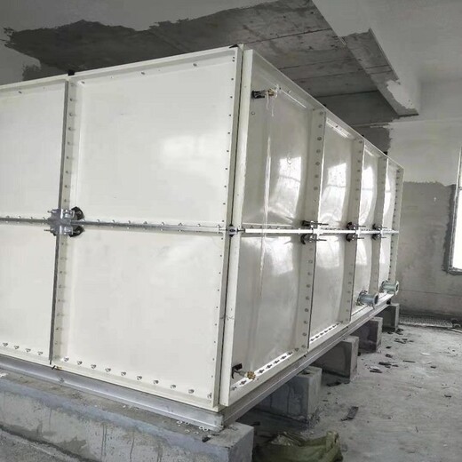 徐州玻璃钢水箱1、玻璃钢冷却水箱