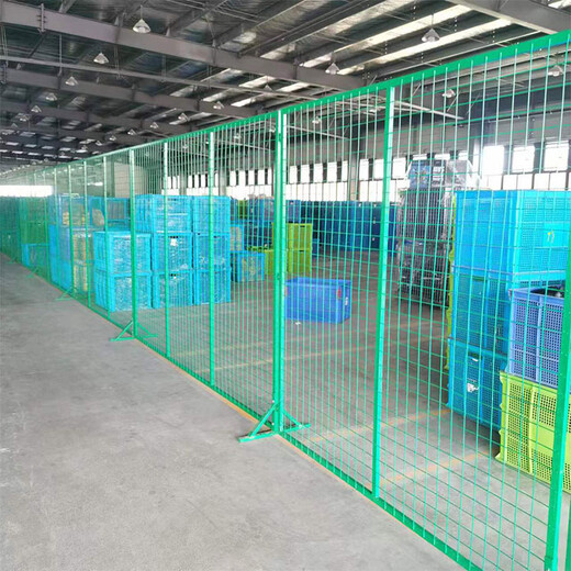 浙江義烏戶外道路移動隔斷網(wǎng)、可拆卸滑輪底座護欄室內(nèi)場地車間網(wǎng)