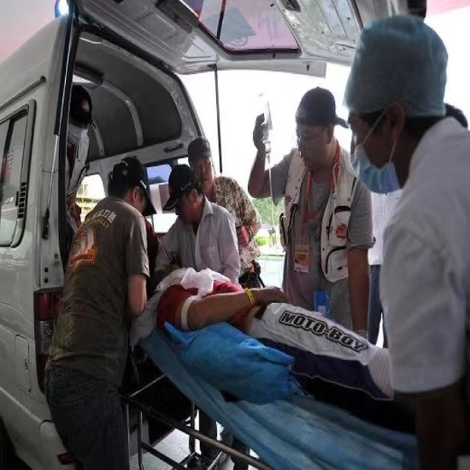 喀什跨省救护车出租转运-病人出院救护车租赁-派车接送