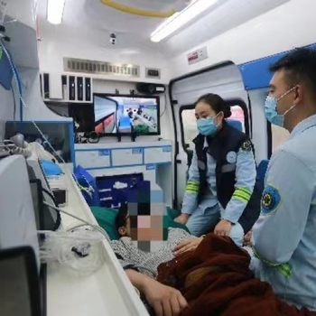伊春長途救護車轉運病人-救護車跨省轉院接送-24小時隨叫隨到