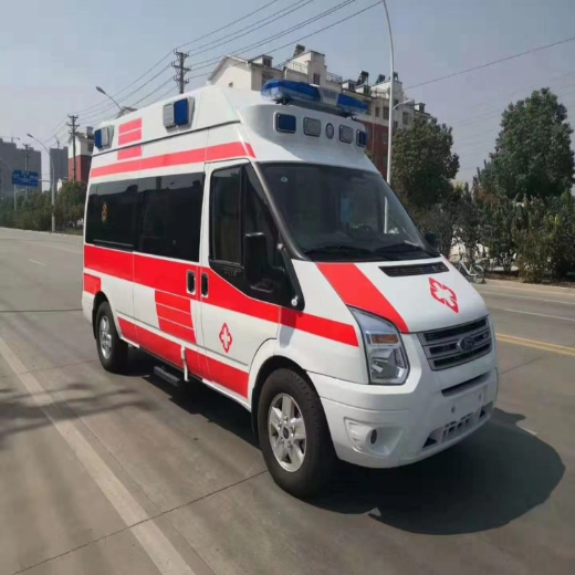广州救护车转运重症患者-跨省救护车转运病人-随车医护人员