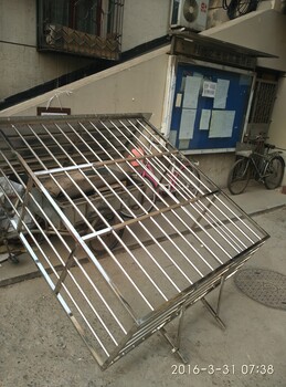 北京門頭溝雙峪定做斷橋鋁門窗安裝不銹鋼防盜窗護欄