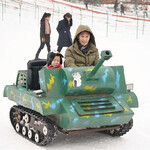 仿真坦克车油电混合款四季游乐设备履带式设计儿童游乐坦克车