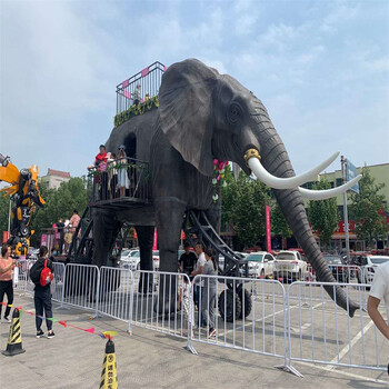 出租大型机械大象出售网红蹦床租赁高铁模型