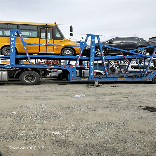 深圳轿车运输到克拉玛依的汽车托运收费标准1500公里