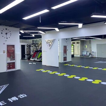 東城區(qū)哪里可以學(xué)拳擊和平之星三層D-ONE搏擊這里學(xué)