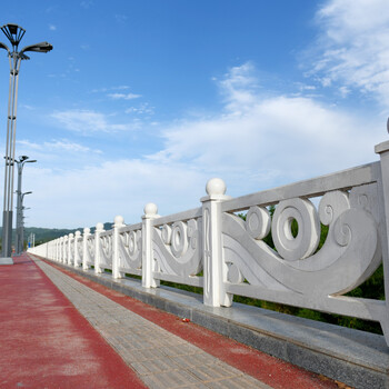 供应四川仁马桥梁护栏，公园栏杆厂家，铸造石栏杆，仿石护栏
