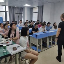 想赚钱先学建筑资料技能