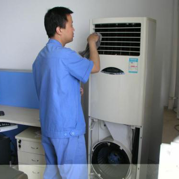 深圳清洗空调公司排名空调清洗多少钱一台空调维修保养
